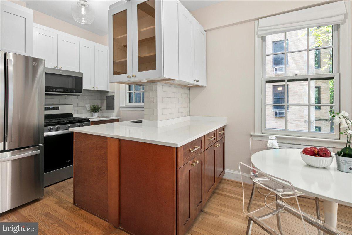 2032 Belmont Road Northwest, Unit 312 Washington, DC 20009 - Photo 31 of 40