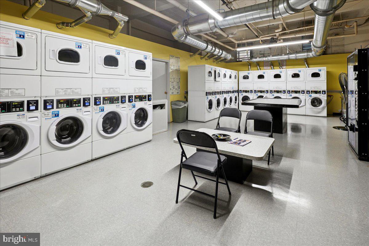 2032 Belmont Road Northwest, Unit 312 Washington, DC 20009 - Photo 39 of 40