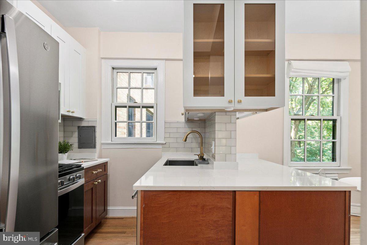 2032 Belmont Road Northwest, Unit 312 Washington, DC 20009 - Photo 6 of 40