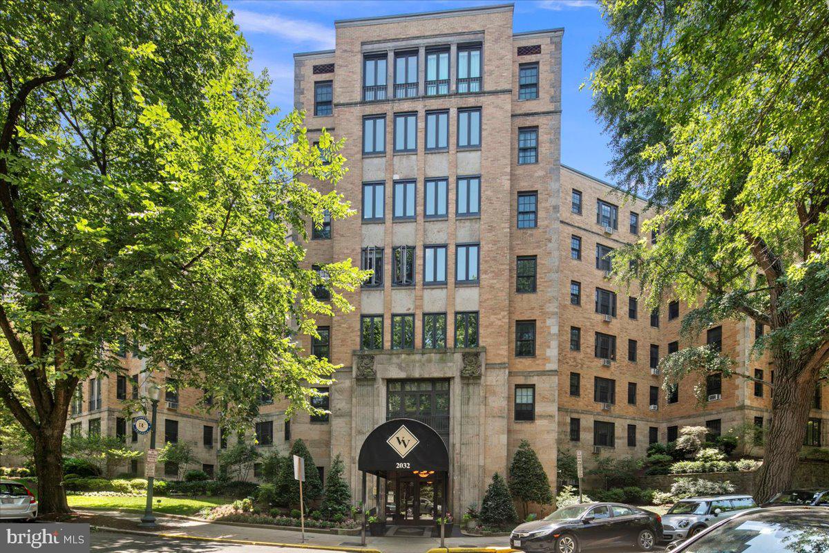 2032 Belmont Road Northwest, Unit 312 Washington, DC 20009 - Photo 10 of 40