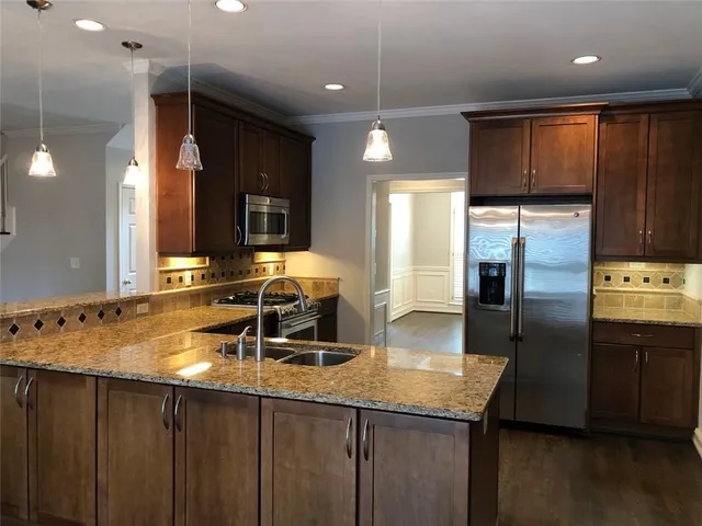 $5,800 | 2242 Lenox Walk Northeast, Atlanta, GA 30319