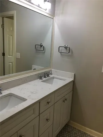 $5,800 | 2242 Lenox Walk Northeast, Atlanta, GA 30319