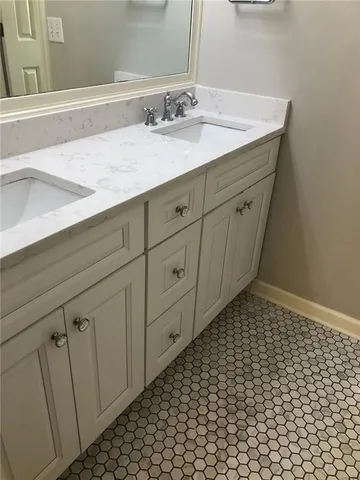 $5,800 | 2242 Lenox Walk Northeast, Atlanta, GA 30319