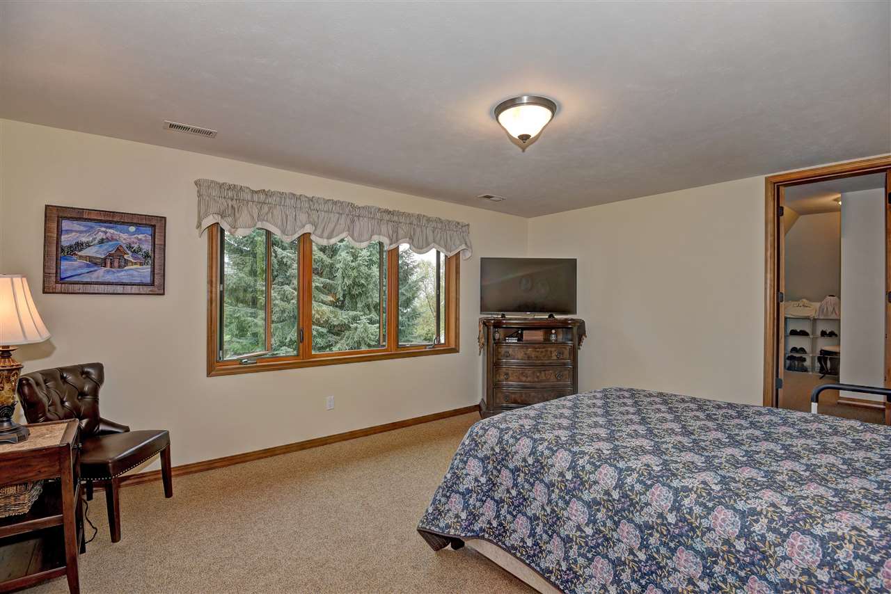 37526 North Grove Road Deer Park, WA 99006 - Photo 11 of 20 Gallery Image 11