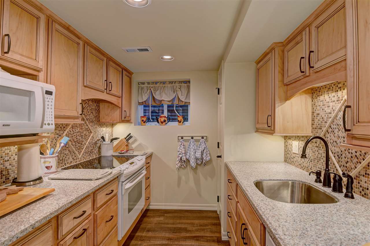 37526 North Grove Road Deer Park, WA 99006 - Photo 14 of 20 Gallery Image 14