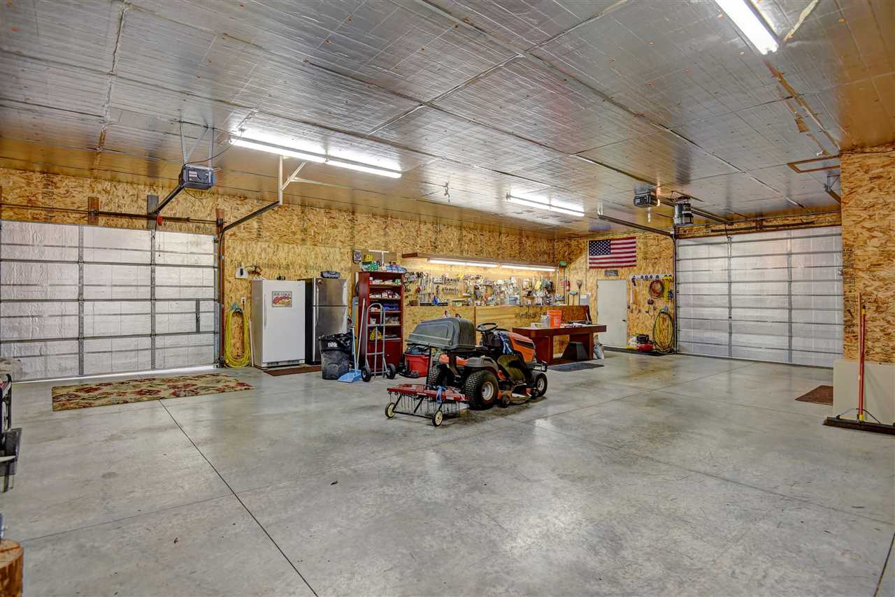 37526 North Grove Road Deer Park, WA 99006 - Photo 17 of 20 Gallery Image 17