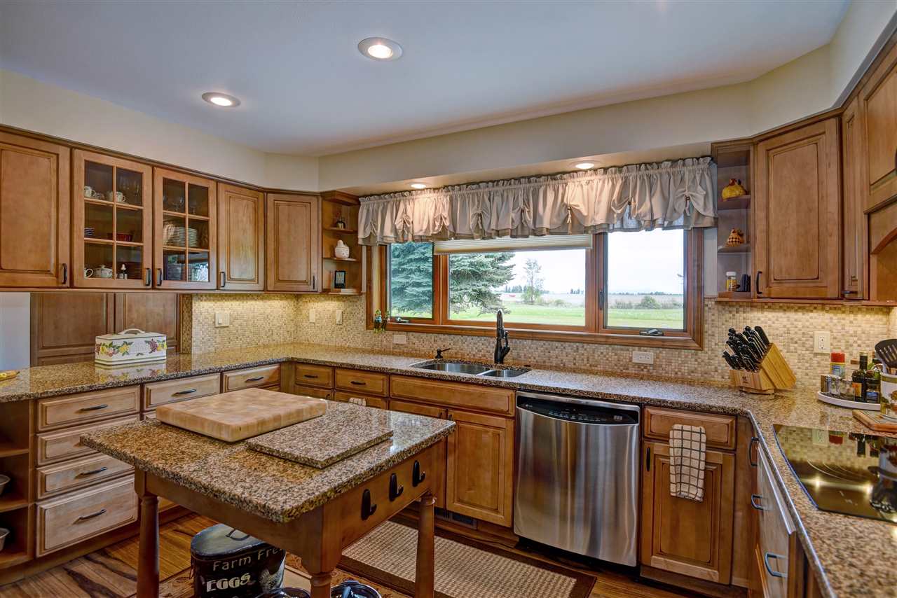 37526 North Grove Road Deer Park, WA 99006 - Photo 9 of 20 Gallery Image 9