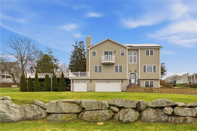 $899,900 | 42 Lewis Street, Tiverton, RI 02878