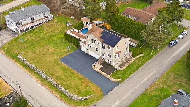 $899,900 | 42 Lewis Street, Tiverton, RI 02878