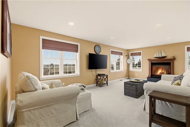 $899,900 | 42 Lewis Street, Tiverton, RI 02878