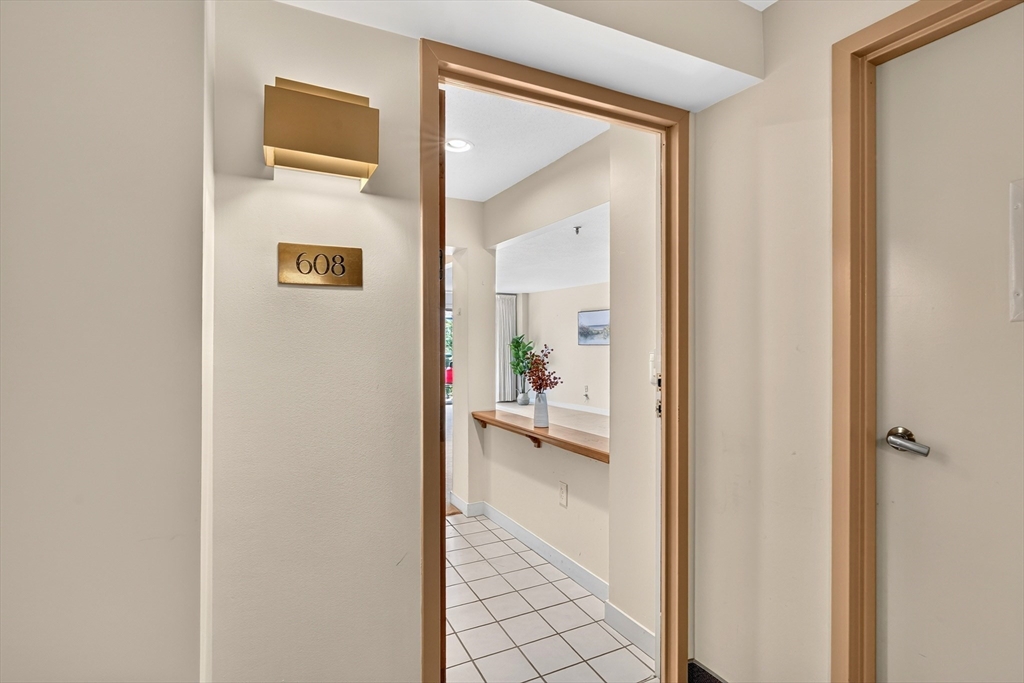 269 Cambridge Road, Unit 608 Woburn, MA 01801 - Photo 9 of 38