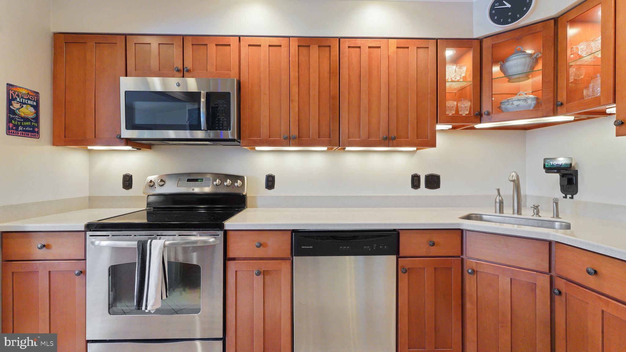 79 North Slope Clinton, NJ 08809 - Photo 5 of 27 Gallery Image 5