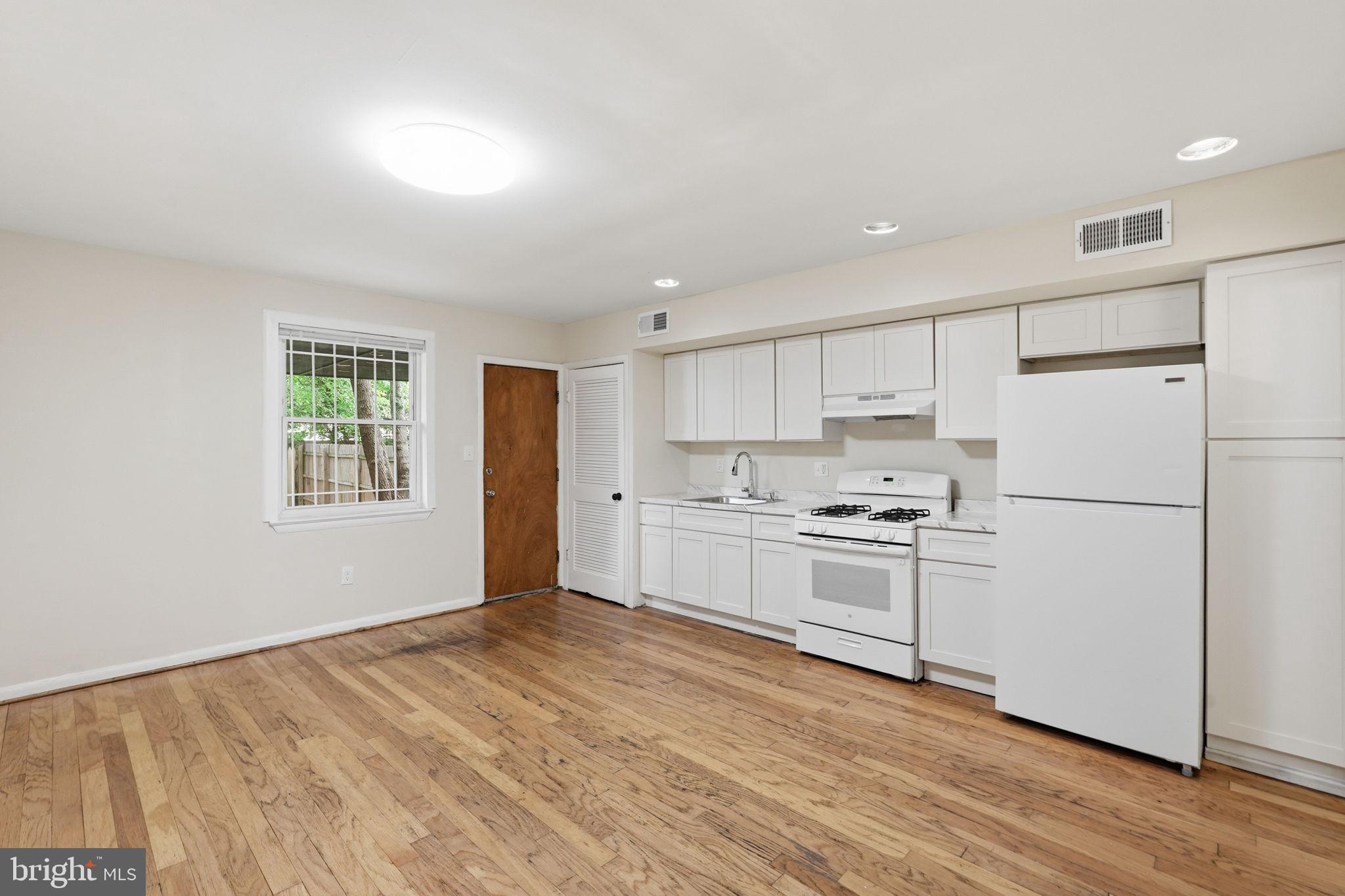 1235 16th Street Northeast Washington, DC 20002 - Photo 6 of 50