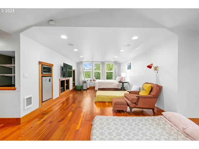 $639,400 | 676 Northwest 9th Street, Warrenton, OR 97146