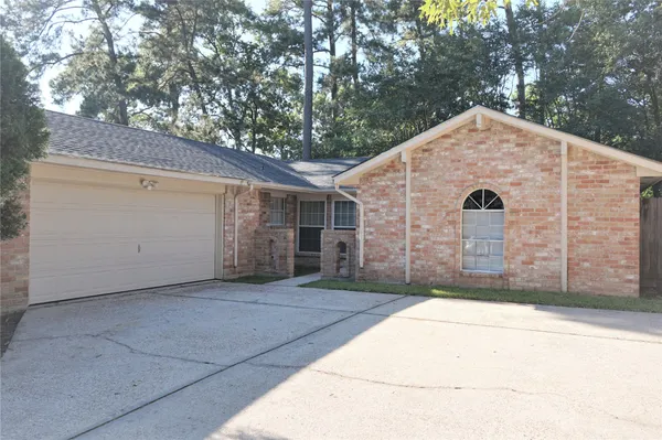 $1,800 | 2727 Tinechester Drive, Kingwood, TX 77339