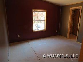 247 Sergeant Loop Sylva, NC 28779 - Photo 11 of 11 Gallery Image 11