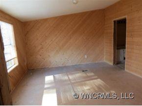 247 Sergeant Loop Sylva, NC 28779 - Photo 8 of 11 Gallery Image 8