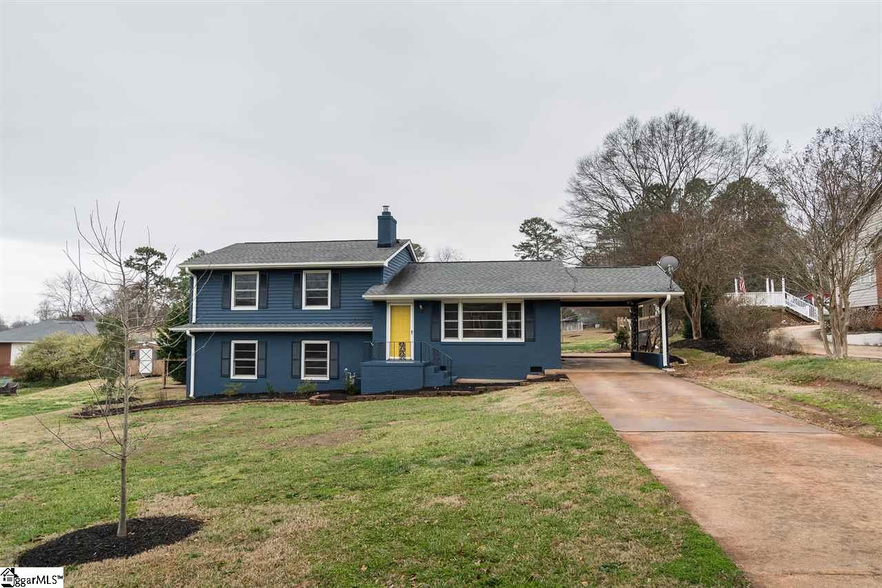 105 Duncan Chapel Road Greenville, SC 29617 - Photo 3 of 30 Gallery Image 3
