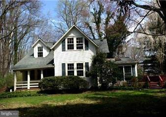 9934 Lawyers Road Vienna, VA 22181 - Photo 1 of 28 Exterior (Front)
