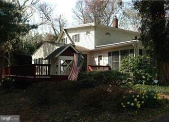 9934 Lawyers Road Vienna, VA 22181 - Photo 3 of 28 Exterior (General)