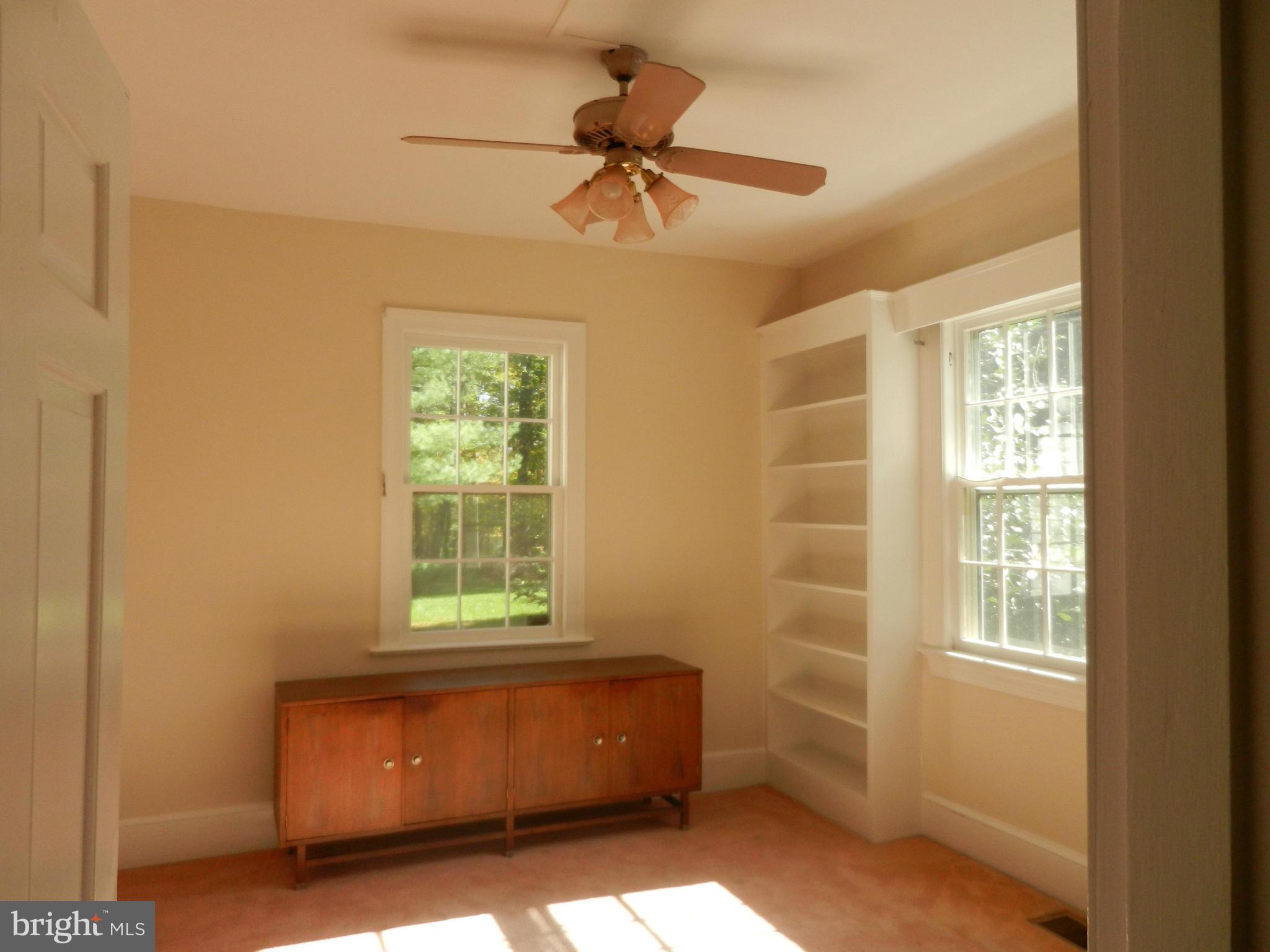 9934 Lawyers Road Vienna, VA 22181 - Photo 21 of 28 Bedroom
