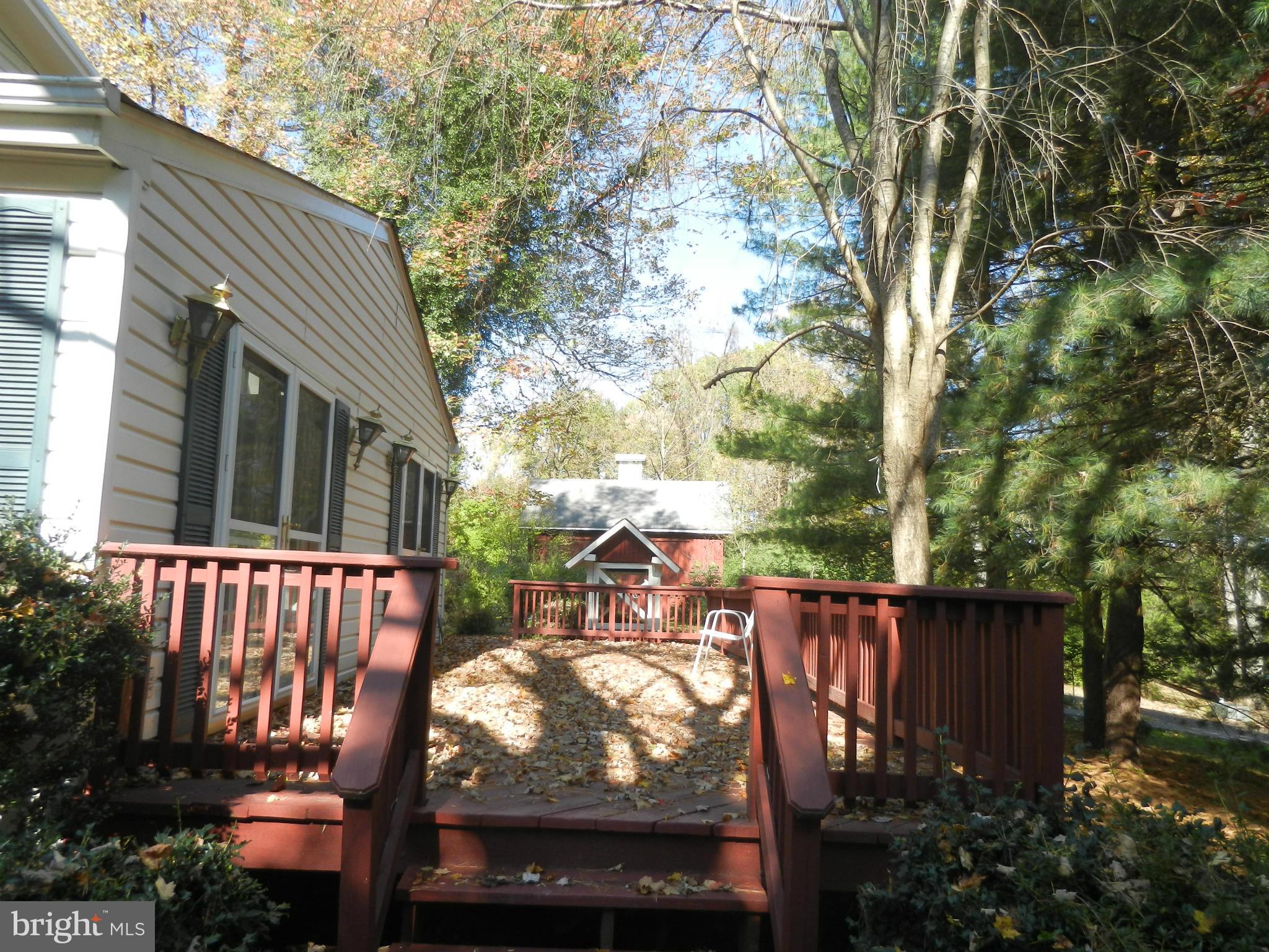 9934 Lawyers Road Vienna, VA 22181 - Photo 5 of 28 Exterior (Rear)