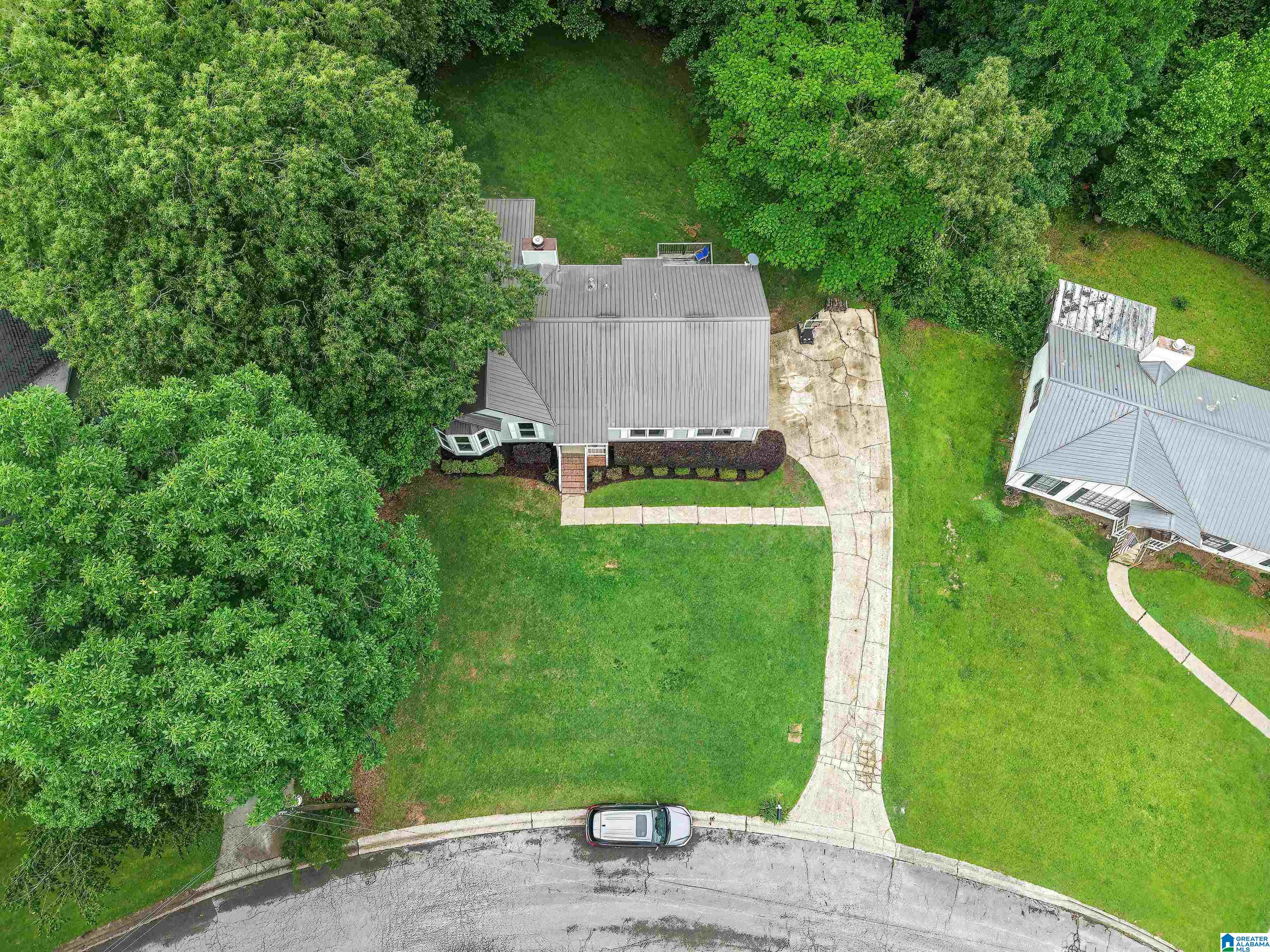 409 Michael Road Southwest Leeds, AL 35094 - Photo 6 of 48