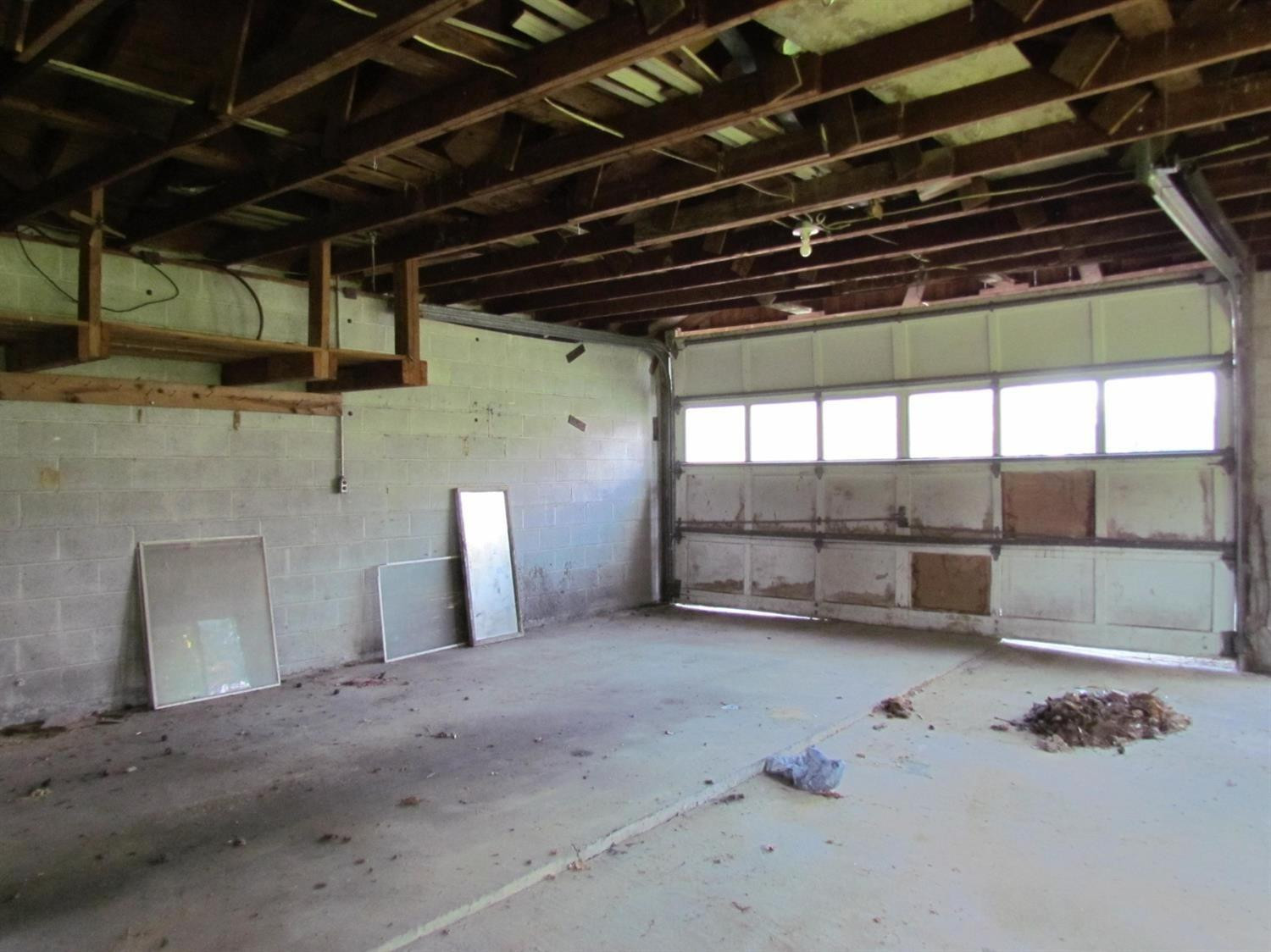 22'x 30' Garage