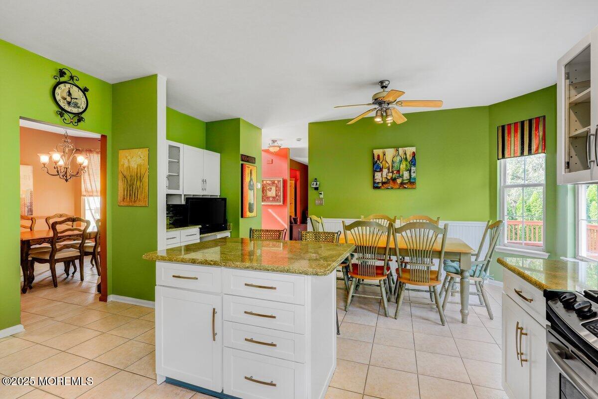 8 Culpeper Key Colts Neck, NJ 07722 - Photo 15 of 37 Kitchen 3 (4)