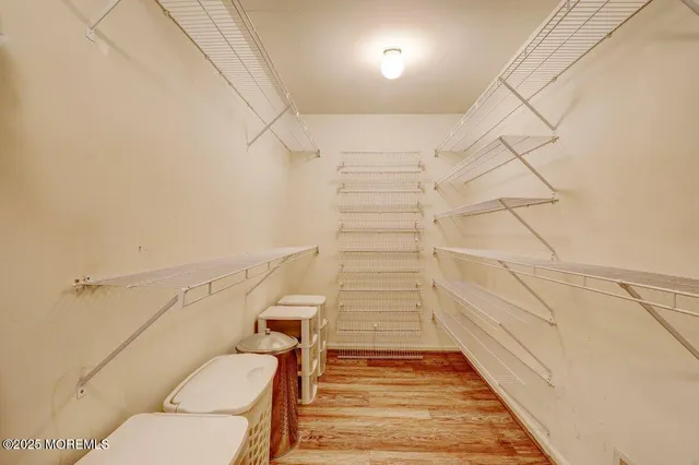 $869,000 | 8 Culpeper Key, Colts Neck, NJ 07722