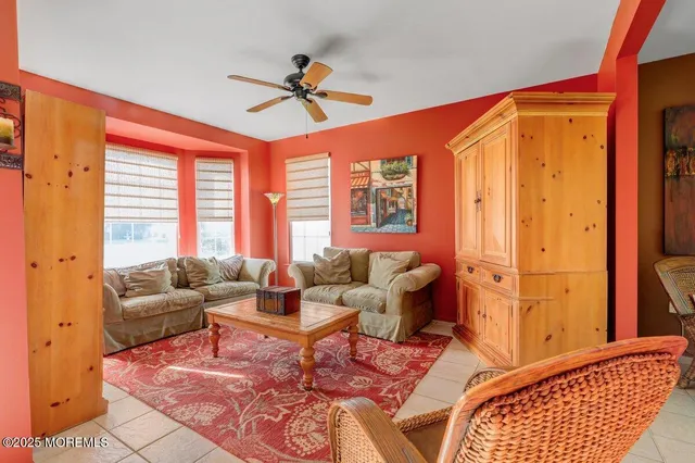 $869,000 | 8 Culpeper Key, Colts Neck, NJ 07722