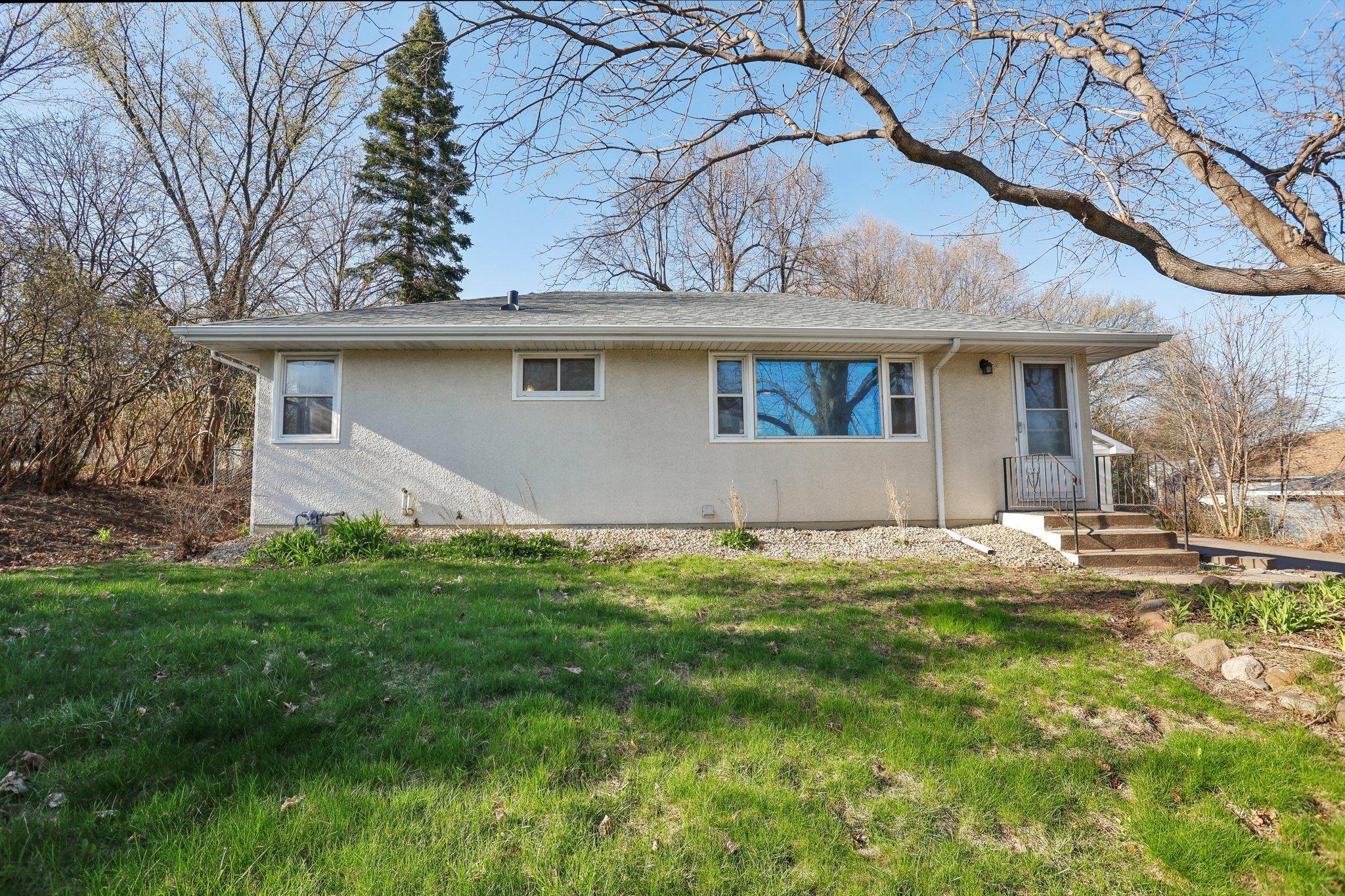 1939 County Rd B East Maplewood, MN 55109 - Photo 1 of 35 Gallery Image 1