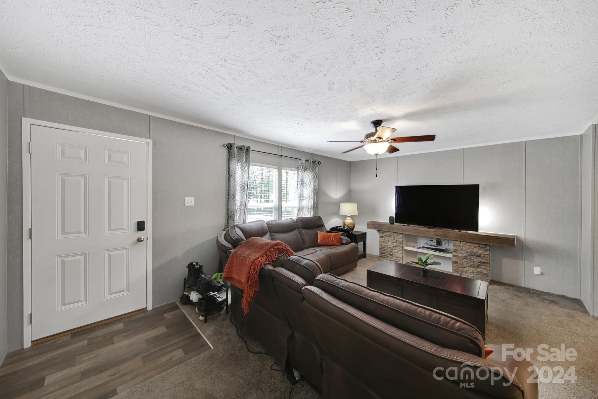 5946 Shirley Road Fort Lawn, SC 29714 - Photo 2 of 34 Gallery Image 2
