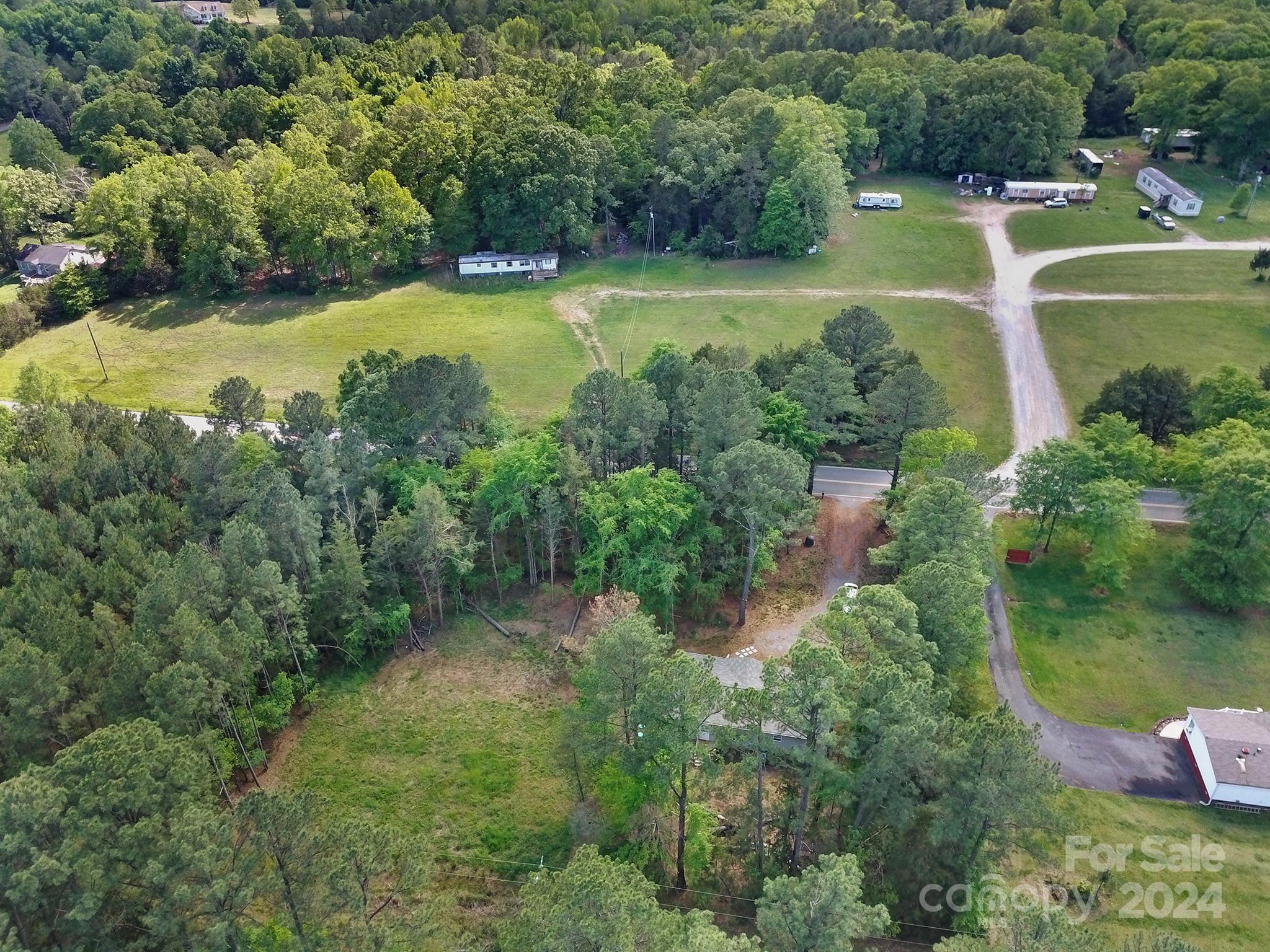 5946 Shirley Road Fort Lawn, SC 29714 - Photo 29 of 34 Gallery Image 29