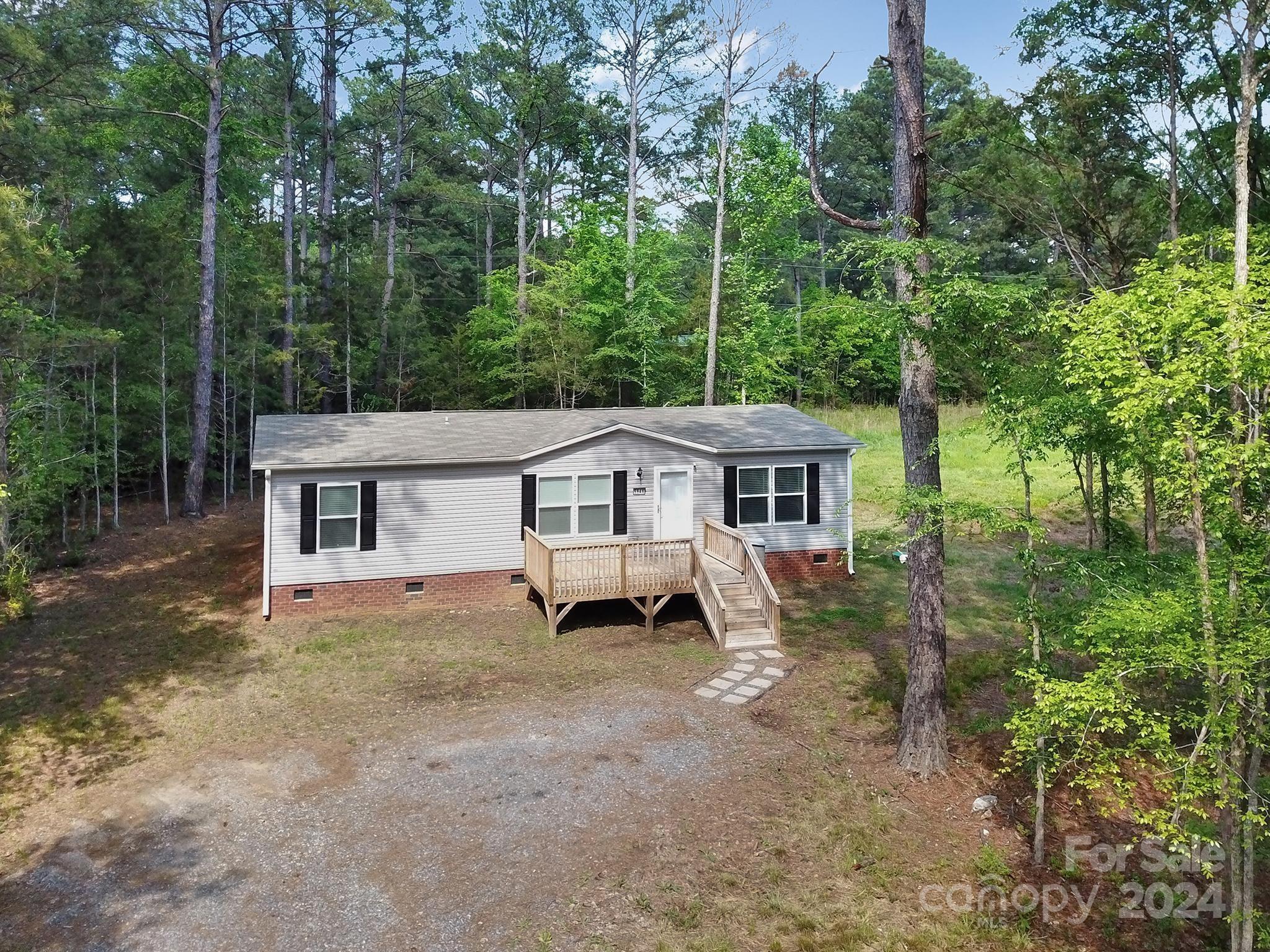 5946 Shirley Road Fort Lawn, SC 29714 - Photo 33 of 34 Gallery Image 33