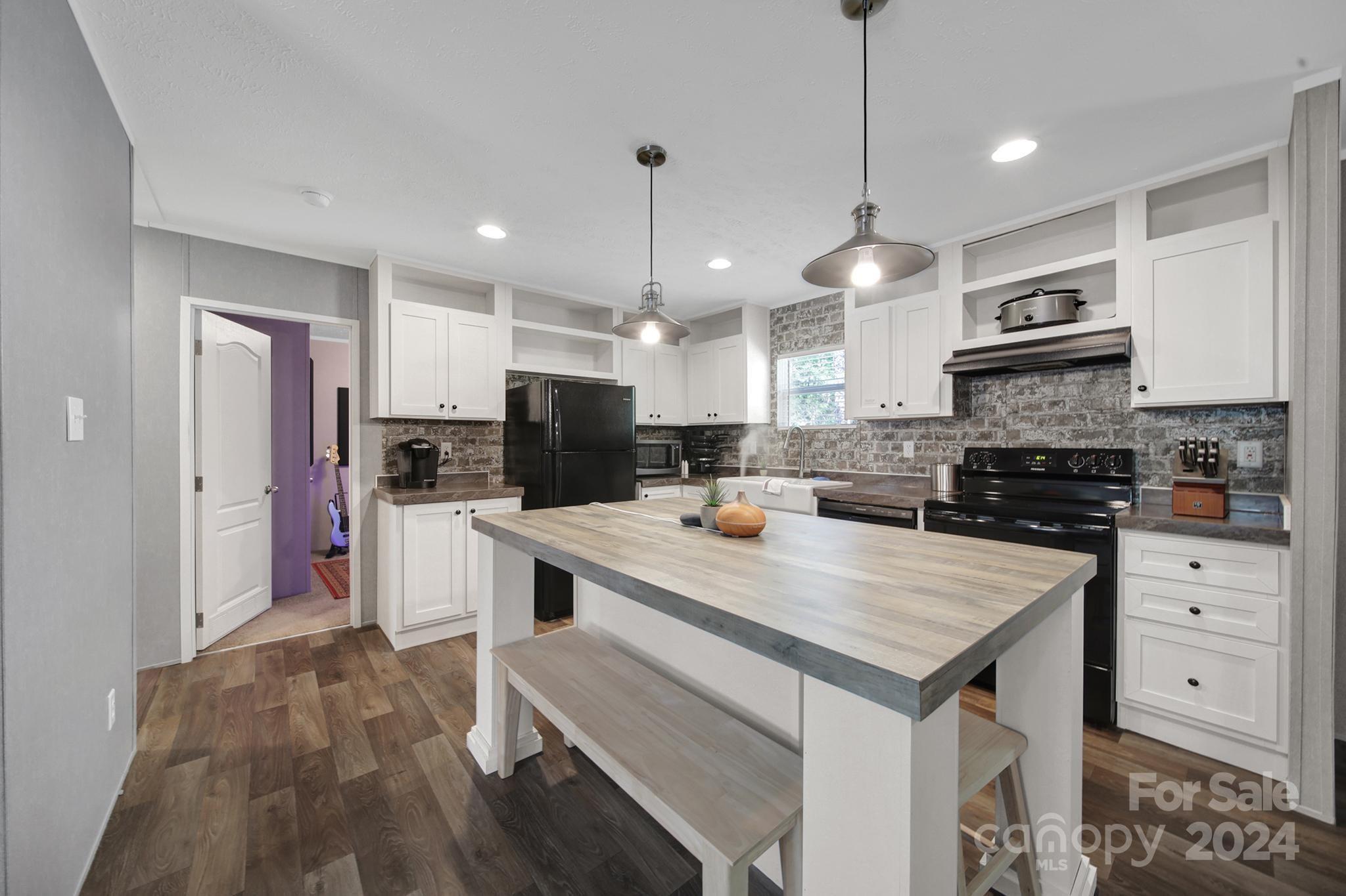 5946 Shirley Road Fort Lawn, SC 29714 - Photo 7 of 34 Gallery Image 7