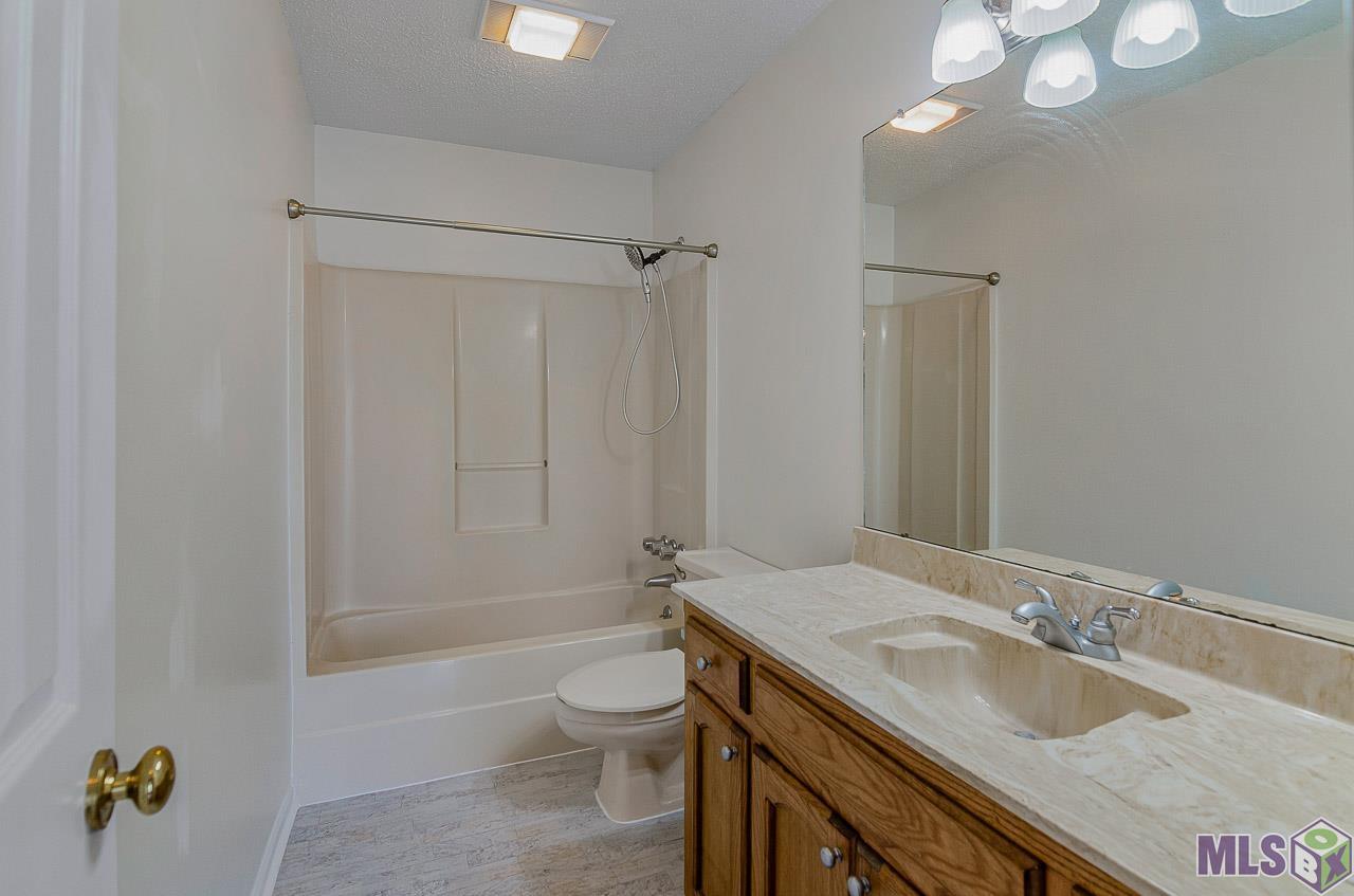 18530 Perkins Oak Road Prairieville, LA 70769 - Photo 12 of 15 Gallery Image 12