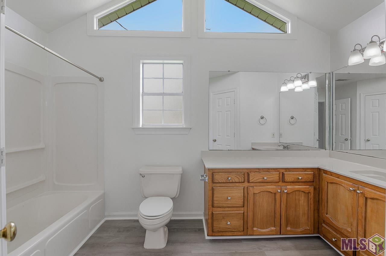 18530 Perkins Oak Road Prairieville, LA 70769 - Photo 9 of 15 Gallery Image 9