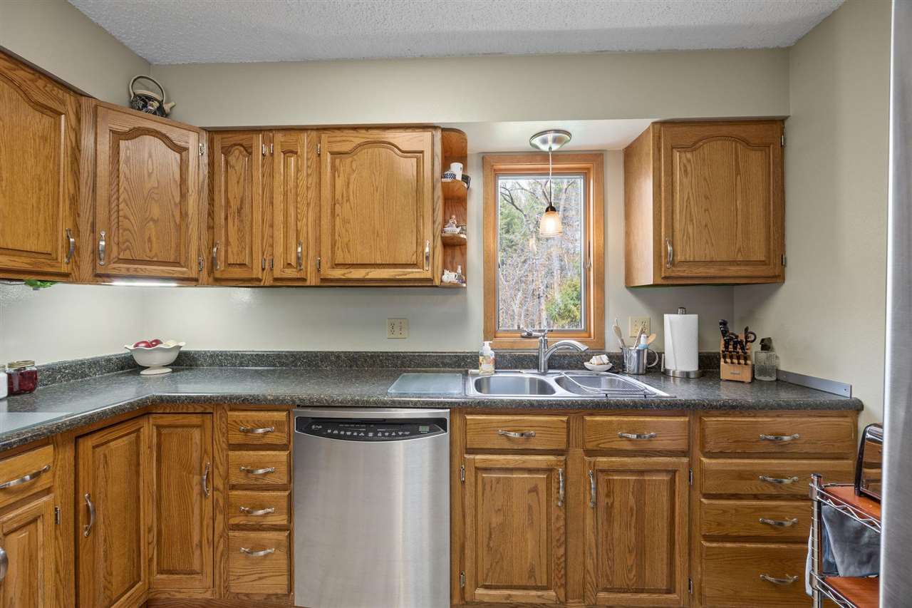 3889 Spring Street Northeast Solon, IA 52333 - Photo 5 of 14 Gallery Image 5