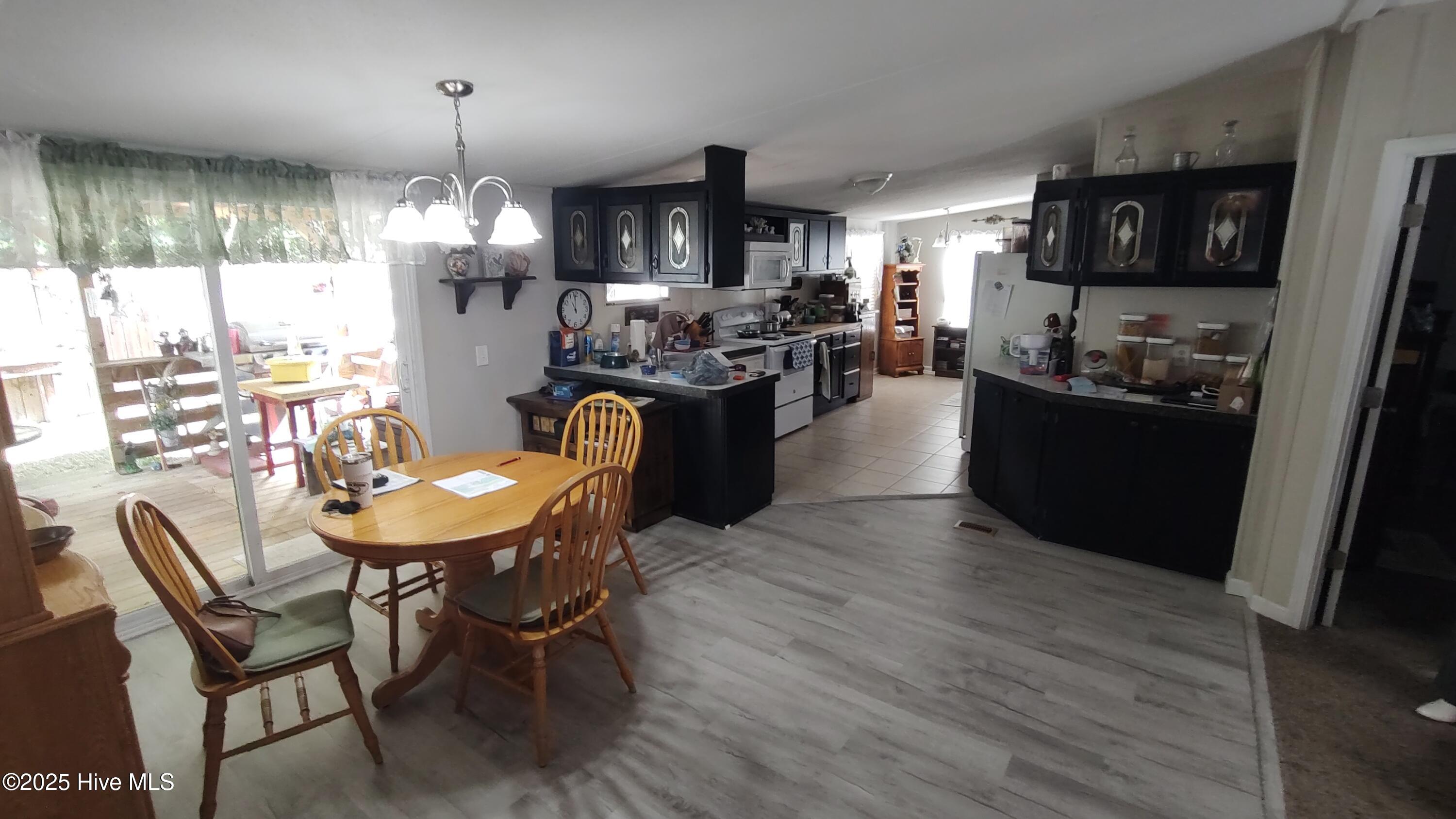 110 Quail Point Drive Hubert, NC 28539 - Photo 18 of 27 2025-09-24 10.59.39