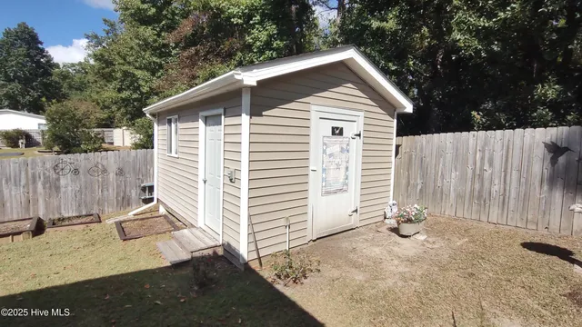 $199,900 | 110 Quail Point Drive, Hubert, NC 28539