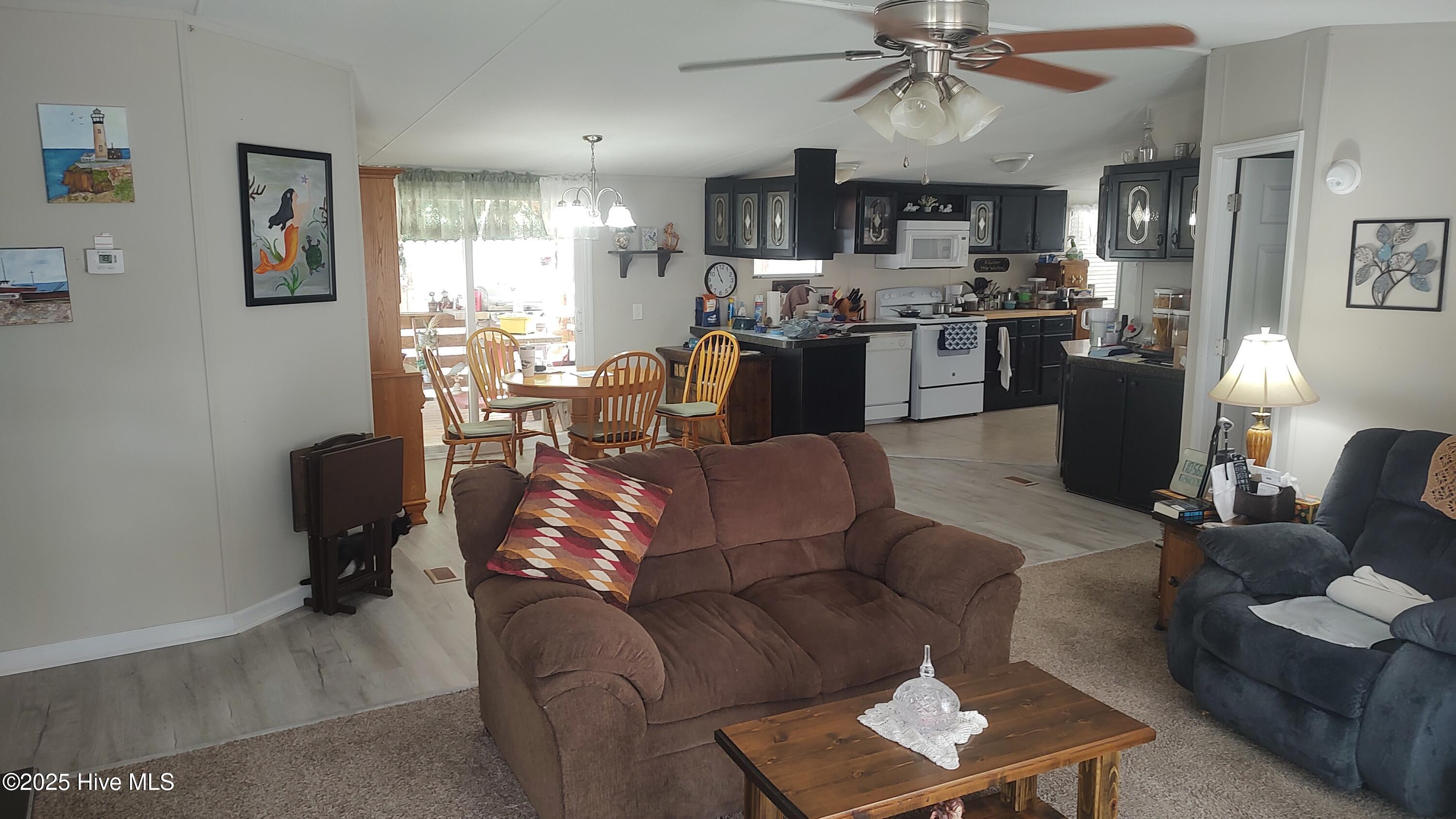 110 Quail Point Drive Hubert, NC 28539 - Photo 6 of 27 2025-09-24 10.56.02