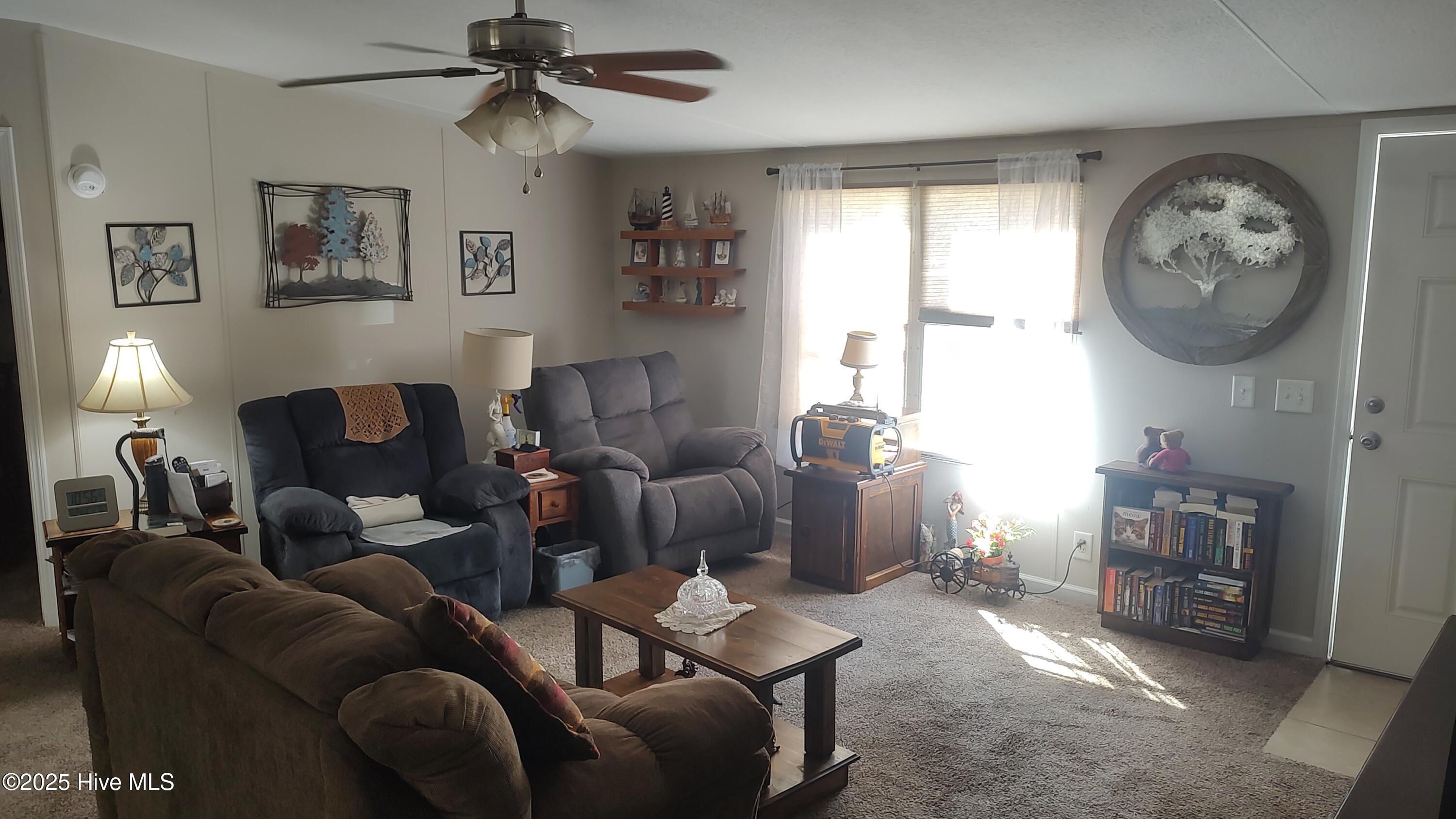 110 Quail Point Drive Hubert, NC 28539 - Photo 9 of 27 2025-09-24 10.56.36