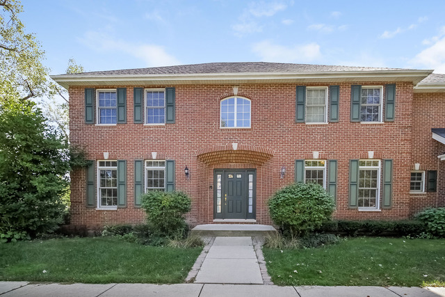 820 South Cumberland Avenue Park Ridge, IL 60068 - Photo 1 of 24