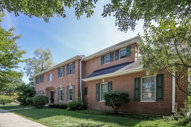 820 South Cumberland Avenue Park Ridge, IL 60068 - Photo 2 of 24