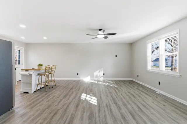 $229,900 | 1606 North Longshore Drive, Walkerton, IN 46574