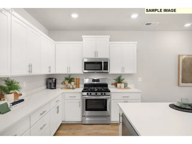 $499,900 | 565 Withers Court Southeast, Albany, OR 97322