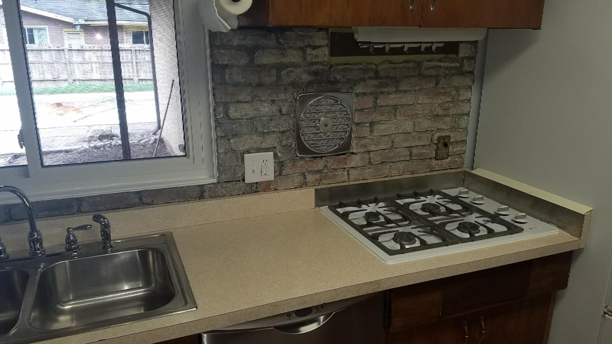 321 Chippewa Road Benton Harbor, MI 49022 - Photo 7 of 26 KITCHEN