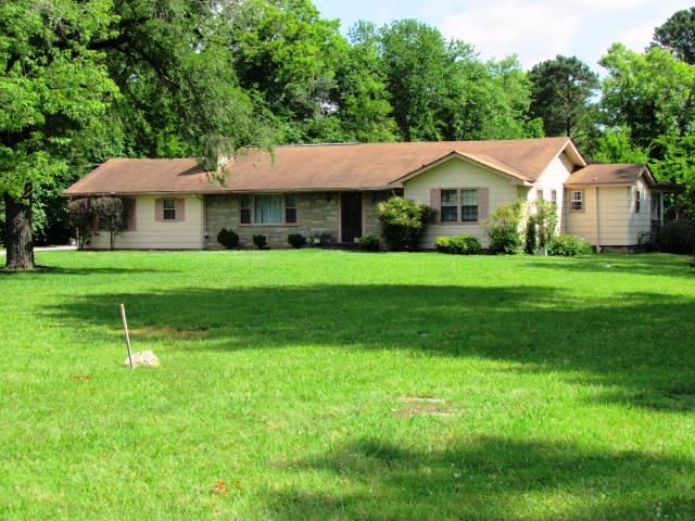 6819 McCutcheon Road Chattanooga, TN 37421 - Photo 1 of 31 IMG_2659