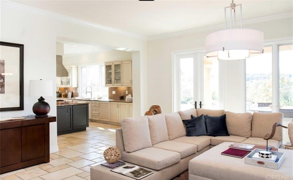 4131 Prado De Los Caballos Calabasas, CA 91302 - Photo 9 of 31